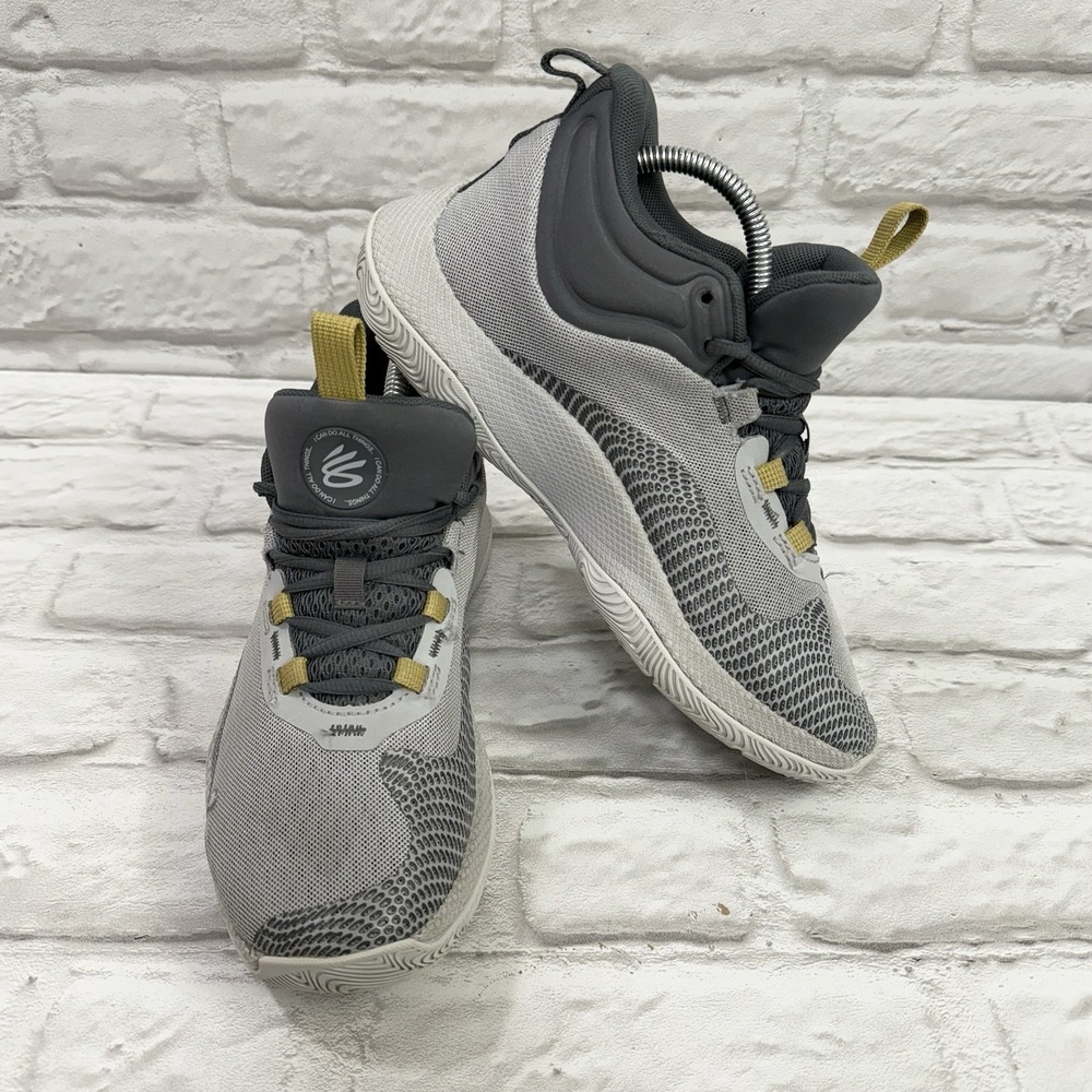 Under Armour Steph Curry HOVR Splash Gray Sneakers Basketball Shoes Mens Sz 7.5